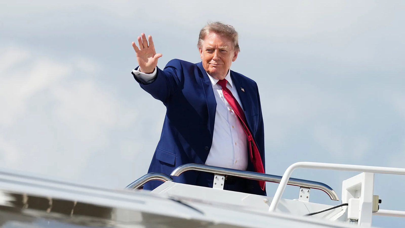 Trump Confirms Secret Plane Switch After NATO Summit Following Iranian Threat