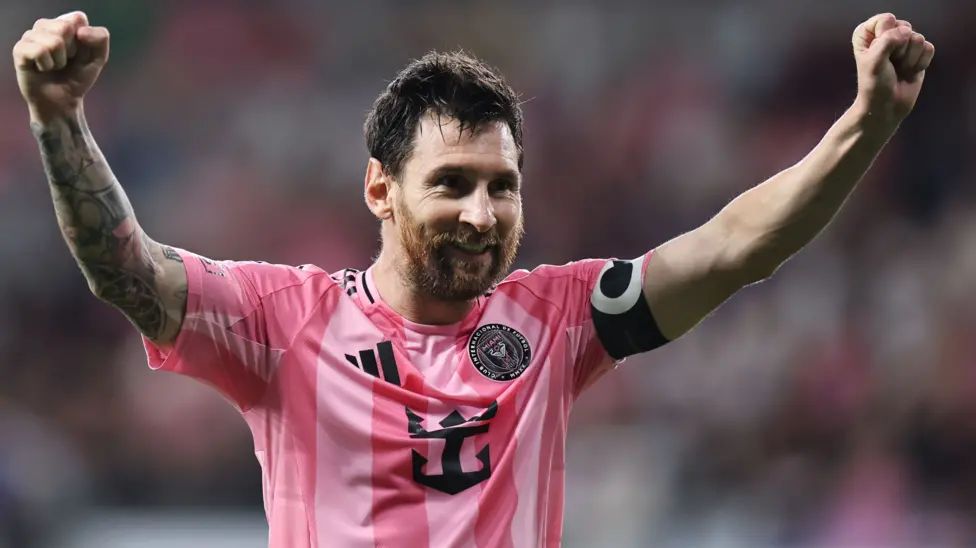 Messi Agrees to Become Majority Shareholder of Spanish Second‑Division Club Eldense