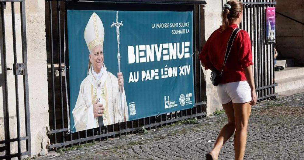 Pope Leo XIV Arrives in Paris for Four‑Day Visit, Half‑Million Expected at Champs‑Élysées Mass