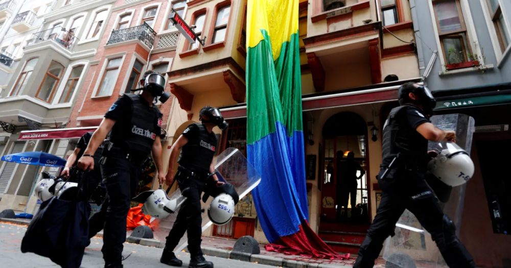 Turkey Police Detain 47 in Raids on Gay Bars and LGBTQ+ Homes