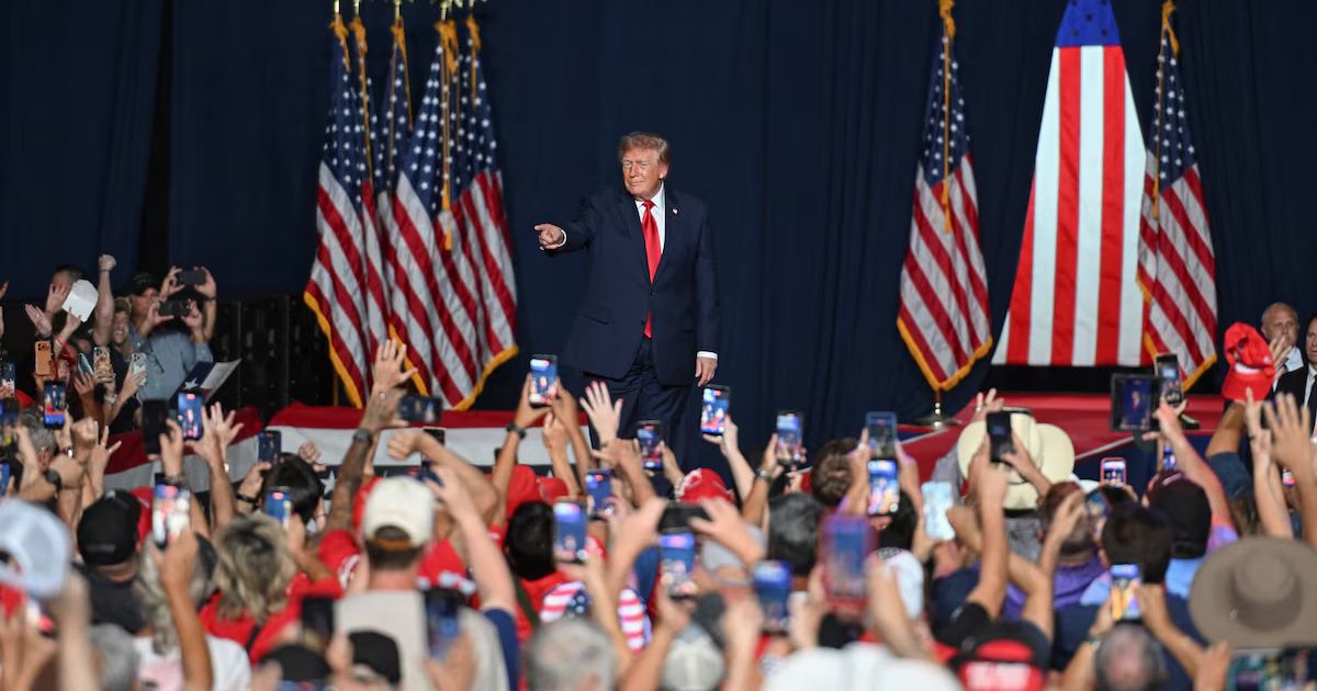 Americans Blame Trump Policies for Rising Costs, Poll Shows