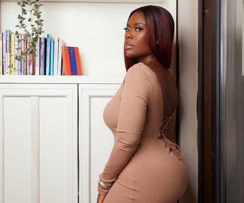 Delay Challenges Gender Double Standard in Age‑Gap Dating