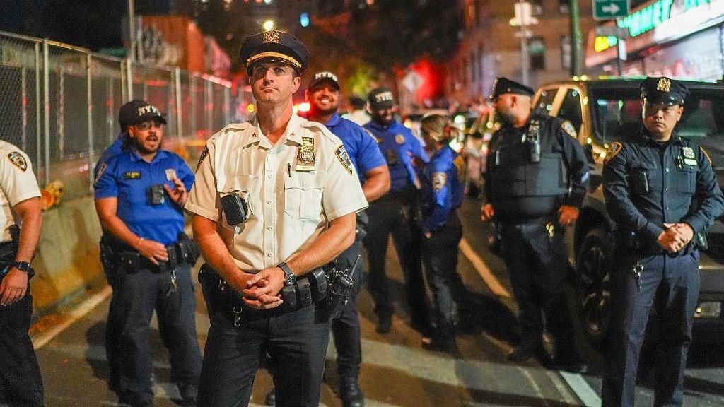 ICE Agent Fires at Man in Bronx During Arrest Operation
