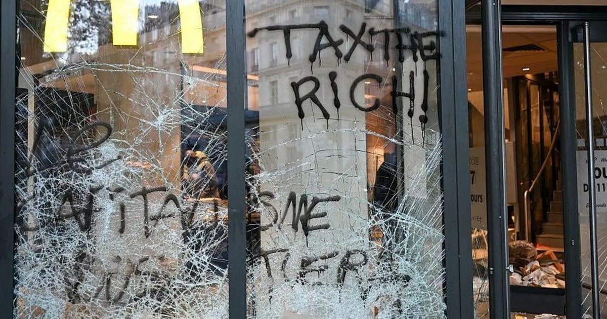 Paris Riots: 1,800 Arrested as Fuel‑Price Protests Turn to Looting