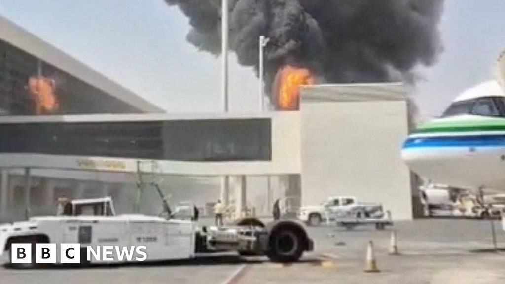 Saudi Energy Minister Vows Serious Response to Houthi Airport Attacks