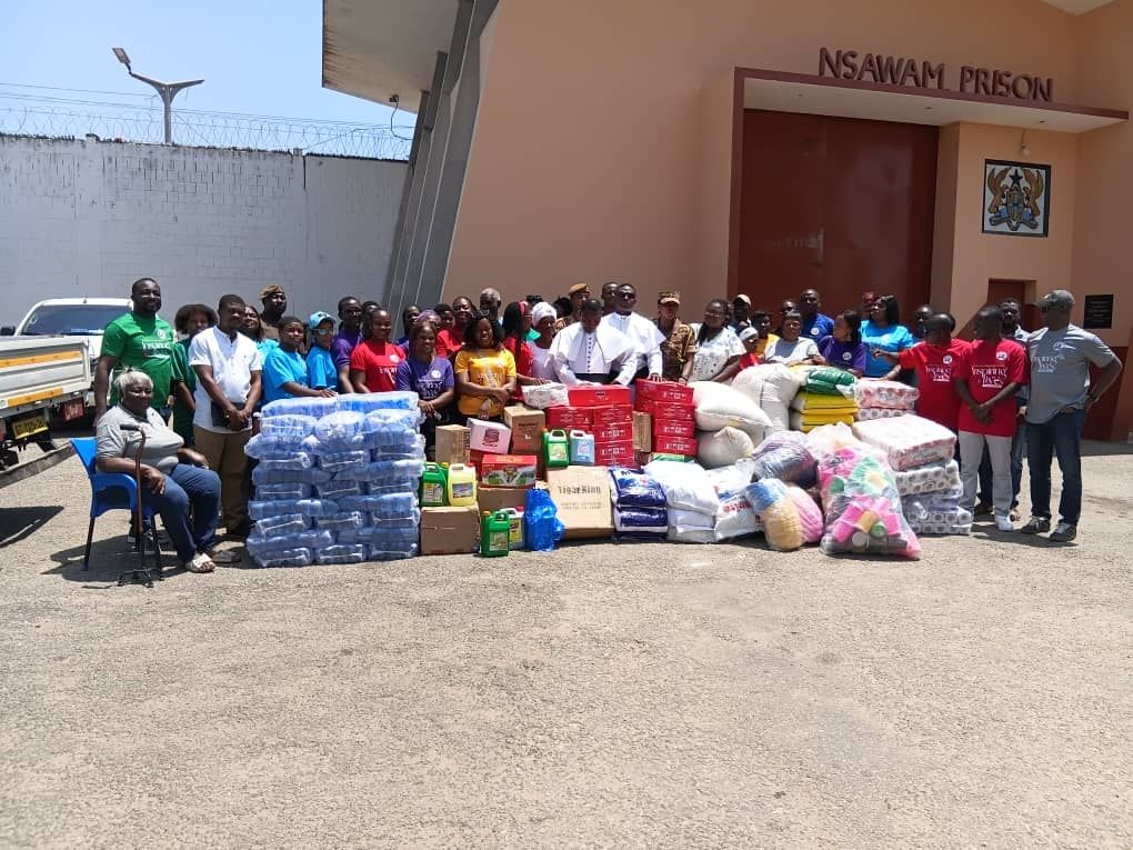 St Luke Anglican Church Donates Food and Toiletries to Nsawam Prison Inmates