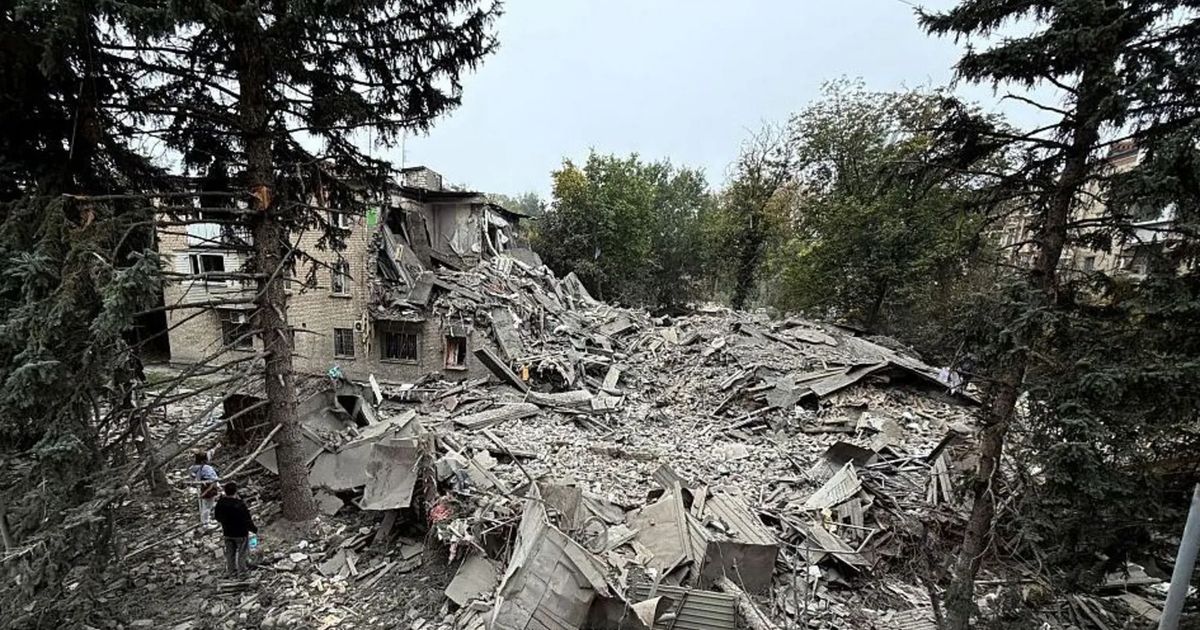 Zaporizhzhia Glide Bomb Attack Kills 15, Including Three Children